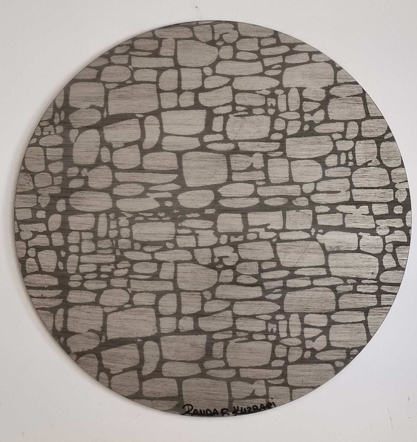 Cobblestone Silver – Hand-Painted Round Placemat