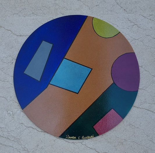Golden Petal Curve – Hand-Painted Round Placemat